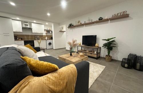 La Chambre Apartment | App 4-6 Pers - Terrasse - Calme - Reposant
