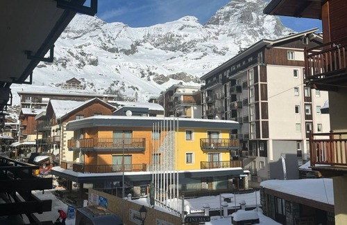 Cervinia Apartment | App 4 Two-rooms apartment centrally located close to the slopes