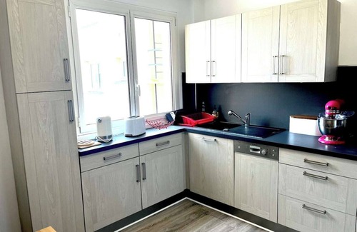 Aurillac Apartment | App 94 m², balcony, elevator, 2 bedrooms, sleeps 4