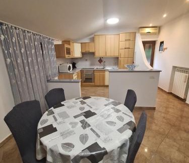 Radini Apartment | App Keti