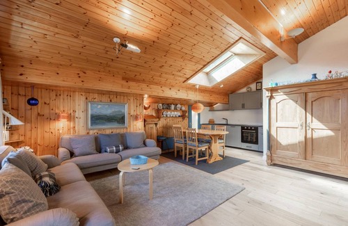 La Tzoumaz Apartment | App. Les Lupins 17 - Two Bedroom Apartment, Sleeps 4