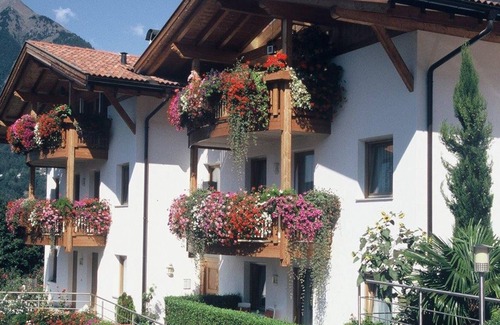 Schenna Apartment | App. PETER - Erlenbach house in Schenna near Merano