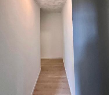 8th Arrondissement Apartment | Apparemment spacieux T5