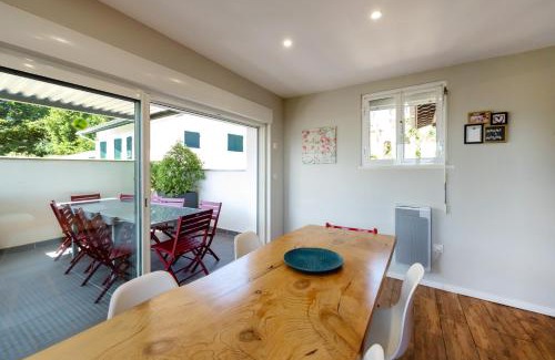Behobie Apartment | Appart 12 pers 5km plage Hendaye