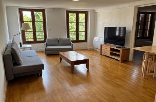 Bievres Apartment | Appart 15min Paris Versailles 20min Orly