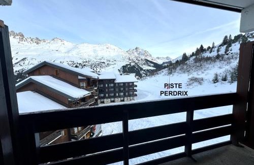 Meribel-Mottaret Apartment | Appart 2 pièces 6p - Pied des pistes avec vue - Parking - Mottaret
