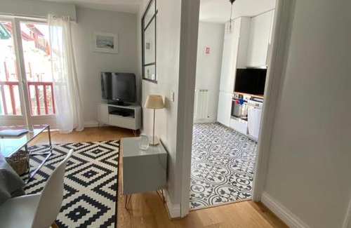 Saint-Jean-de-Luz Apartment | Appart 2 pièces avec parking QUARTIER DU LAC