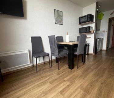 Piau Engaly Apartment | Appart 5 pers Piau Engaly L Izard La Géla pistes à 50M