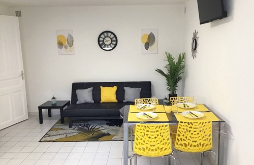 Lourdes Apartment | Appart Atena 50 m2, parking, proche Sanctuaire.
