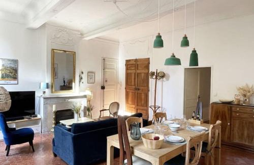 Mazarin Quarter Apartment | Appart d exception 2 chambres quartier Mazarin