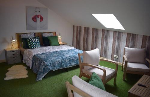 Aubigny-sur-Nere Apartment | Appart hôtel 14 st Anne