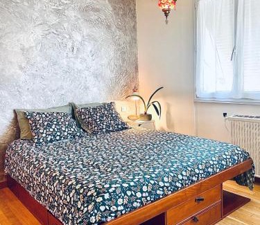 Le Blanc-Mesnil House | Appart Lumineux avec Jardin et Jacuzzi - Chambre Parentale - Full AC - Proche - CDG - Stade de France - Parc des Expositions