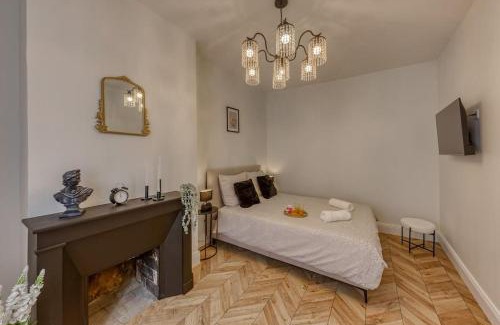Varennes-sur-Seine Apartment | Appart luxueux hyper-centre/15mn Fontainebleau