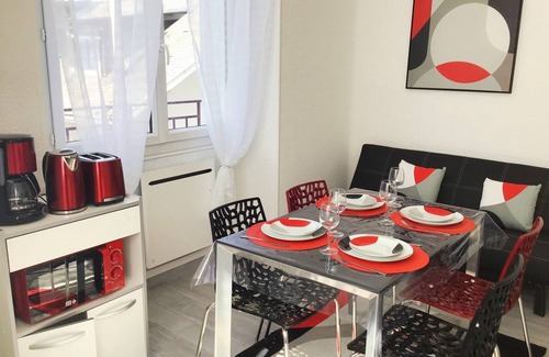 Lourdes Apartment | Appart Novea 50 m2, parking, proche Sanctuaire.