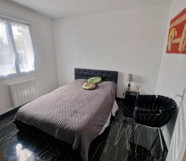 La Ferriere House | Appart RDC spacieux