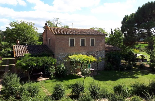 Monteleone d'Orvieto Apartment | Appartamento Scuderia Del Borgo