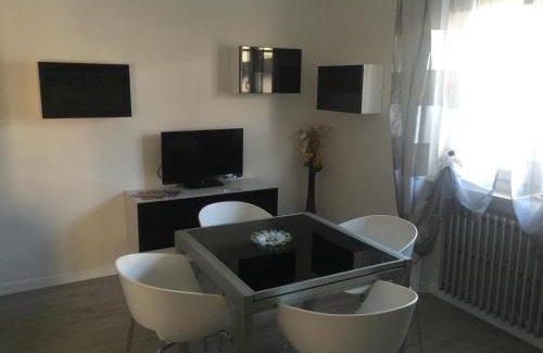 Borgo Venezia Apartment | Appartamenti Giada