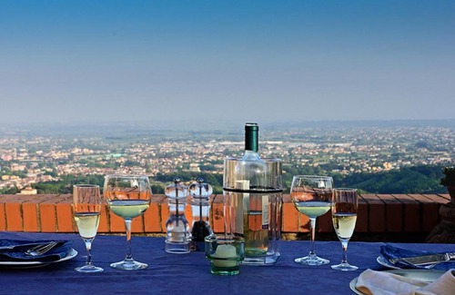 Massa e Cozzile Apartment | Appartamenti I Sette Borghi