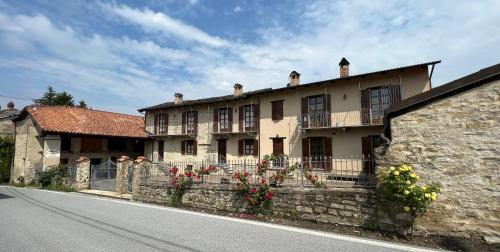 San Benedetto Belbo Apartment | Appartamenti Gli Ippocastani
