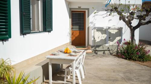 Loculi Apartment | Appartamenti Melograno e Fico