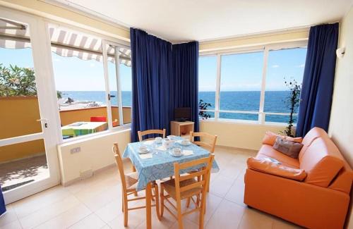 Pomonte Apartment | Appartamenti - Villa Mare