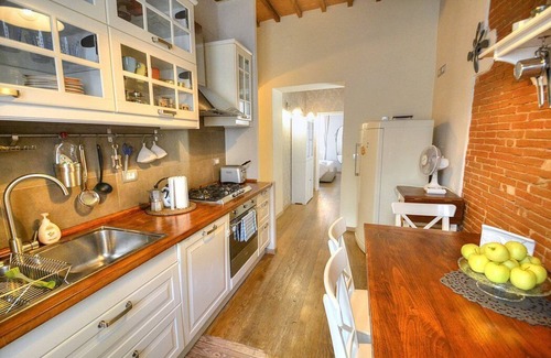 Arezzo Apartment | Appartamento Affresco: A welcoming apartment located in the historic center of Arezzo, with Free WI-FI.