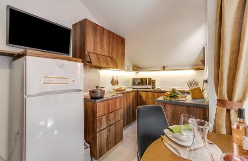 Cesana Torinese Apartment | Appartamento Alpine Inspiration - Happy Rentals