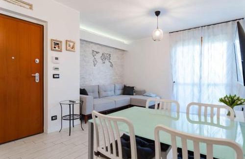 Grugliasco Apartment | Appartamento comodo a Mirafiori - Santorelli Home