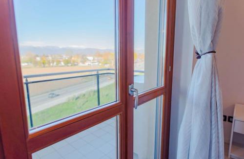 Grugliasco Apartment | Appartamento comodo a Mirafiori - Santorelli Home