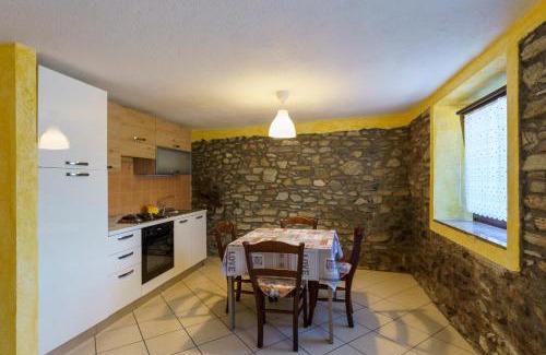 Pont Suaz Apartment | Appartamento da Neri Alloggio ad uso turistico -VDA-CHARVENSOD-n0047