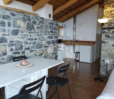 Perledo Apartment | Appartamento del Meo