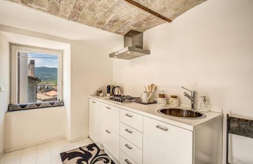 Rocca di Mezzo Apartment | Appartamento di design con vista sui monti