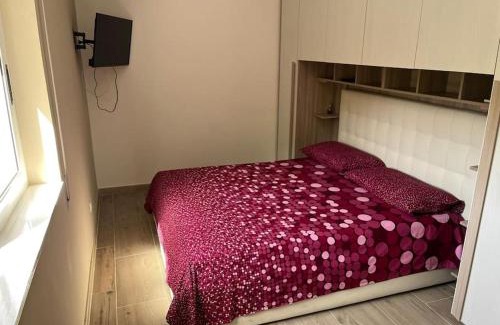 Costa Saracena-Castelluccio Apartment | Appartamento fronte mare