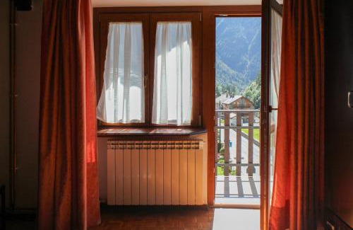 Gaby Apartment | Appartamento Gaby Gressoney CIR 0006