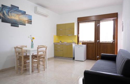 La Taulera Apartment | Appartamento Giallo