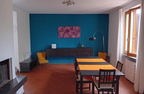 Scarperia e San Piero Apartment | Appartamento Giglio Rosso