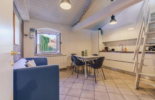 Pinerolo Apartment | Appartamento I Tetti Rossi - City Center