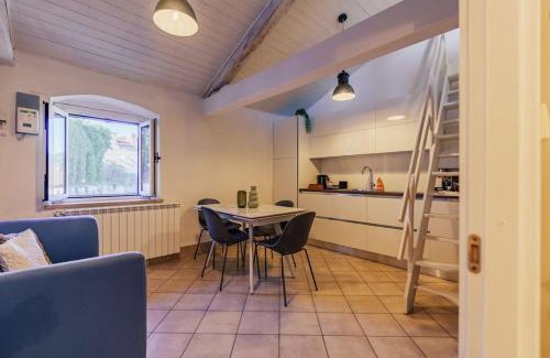 Pinerolo Apartment | Appartamento I Tetti Rossi - City Center
