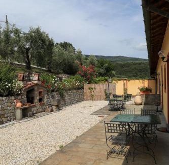 Pistoia Apartment | Appartamento in fattoria #2