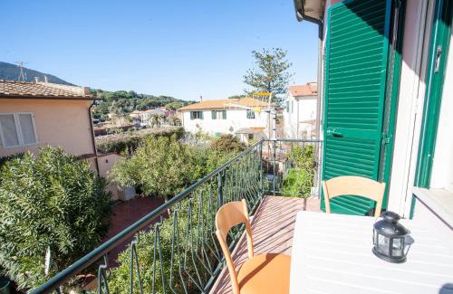 Procchio Apartment | Appartamento in Via del Mare a Procchio