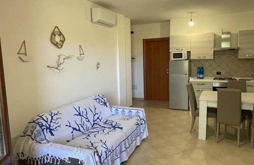 Valledoria House | Appartamento incantevole 4 posti letto con piscina idromassaggio