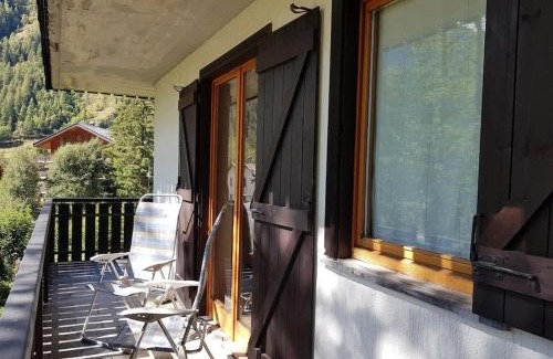 Gressoney-Saint-Jean Apartment | Appartamento Valdobbia