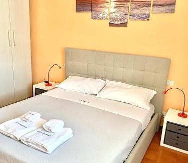 Luni Mare Apartment | Appartamento La Margherita con parcheggio privato gratuito e biciclette