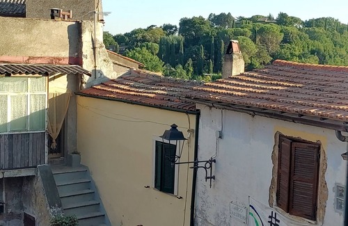 Rignano Flaminio Apartment | Appartamento Accogliente nel Centro Storico con Animali Ammessi