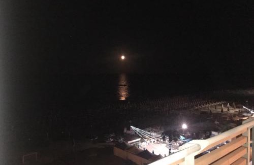 Roseto degli Abruzzi Apartment | Appartamento mozzafiato fronte mare