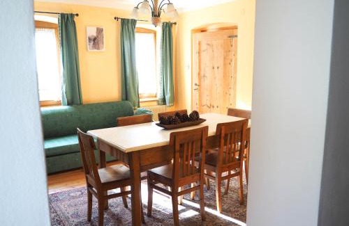 Auronzo di Cadore Apartment | Appartamento La Giasena - Vista Lago