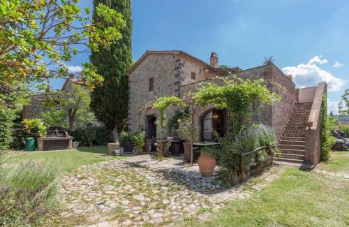 Monteleone d'Orvieto Apartment | Appartamento La Vecchia Cedraia, Wifi, Perugia