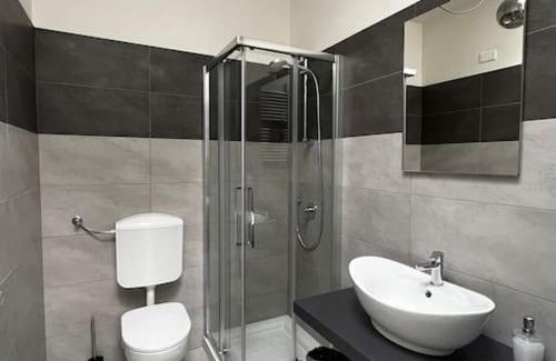 Turin Apartment | APPARTAMENTO LENUVOLE