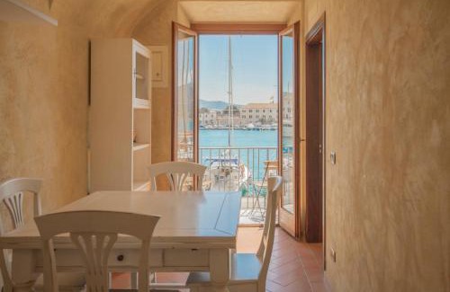 Portoferraio Old Town House | Appartamento Lungomare - HelloElba