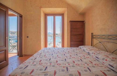 Portoferraio Old Town House | Appartamento Lungomare - HelloElba